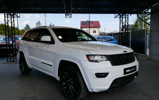 Jeep Grand Cherokee cena 114900 przebieg: 162200, rok produkcji 2018 z Sokółka małe 352